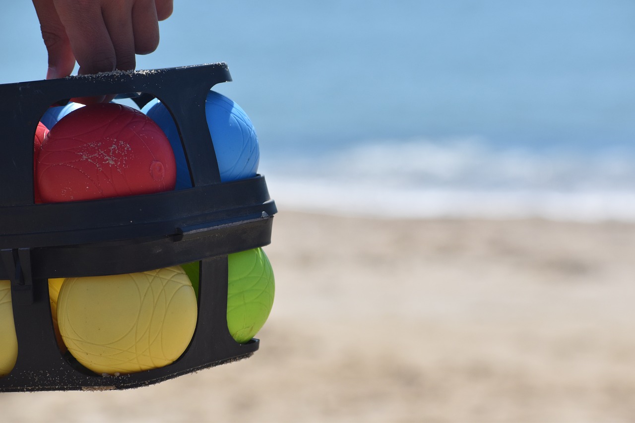 Petang hrajeme i na pláži.